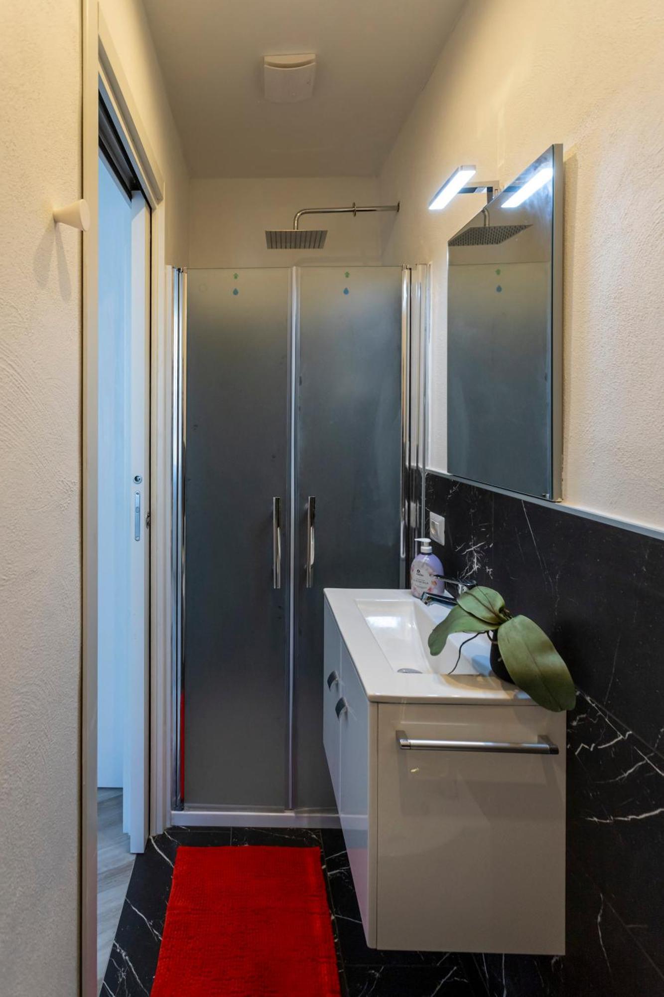 San Martino Suite Новара Экстерьер фото